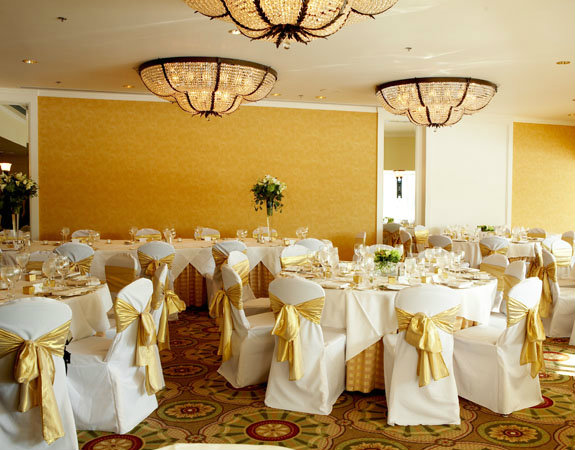 White Chair Covers Chairs With Flair
